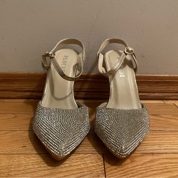 Stunning 4” silver jewel heels - Picture 2 of 5